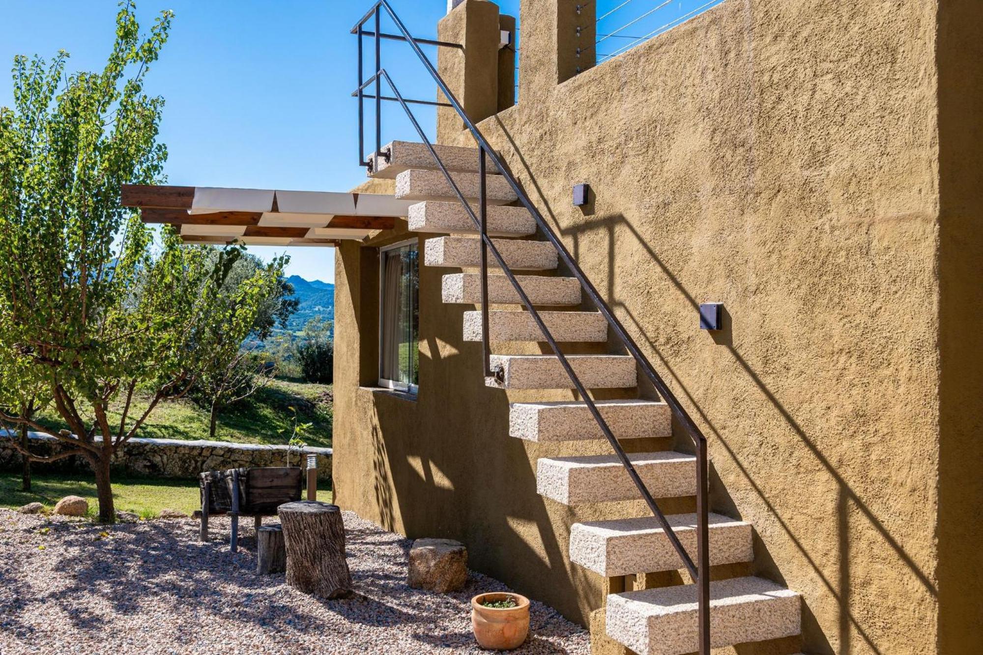 Villa Sole Among The Junipers Arzachena Exterior photo